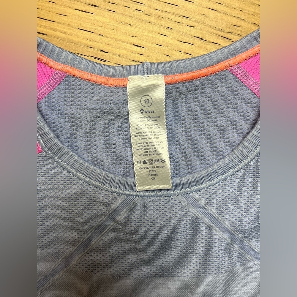 Ivivva by Lululemon Fly Tech Short Sleeve Light Purple and Pink Size 10 - Picture 2 of 4